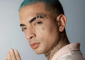 Guimê supera Lexa e tem noite quente com garota de programa