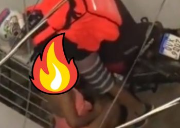 VÍDEO: Motoboy que demorou na entrega é flagrado em momento picante com cliente