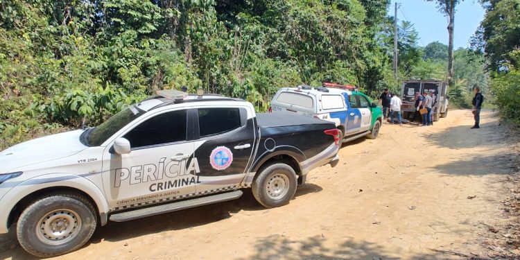 Cadáver de homem que teve dedos cortados é desovado no Puraquequara; cenas fortes