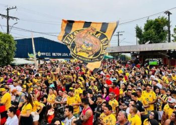 Amazonas FC desembarca em Manaus e convida torcedores para carreata e festa da vitória