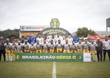 Amazonas FC vence Brusque de virada e conquista o título de campeão brasileiro da série C