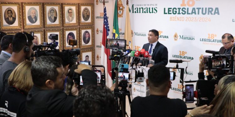 Caio André autoriza publicação de nomeação de aprovados em concurso da CMM