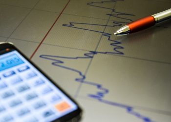 Estimativas do mercado para inflação e PIB permanecem estáveis