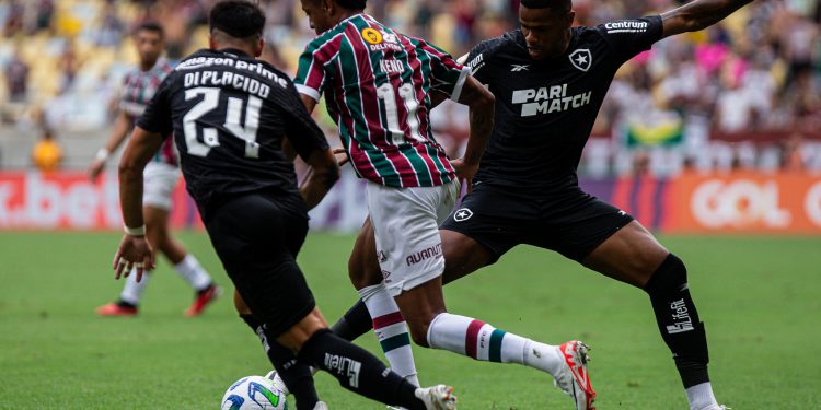 Fluminense sofre revés para o Botafogo no Brasileirão