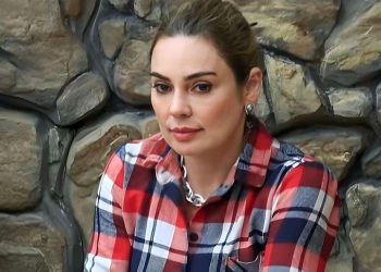 Rachel Sheherazade é expulsa de A Fazenda após briga com Jenny Miranda