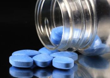 Um homem de 32 anos perdeu a visão de um olho após tomar uma dose alta de sildenafila, o principal componente do Viagra. Homem toma