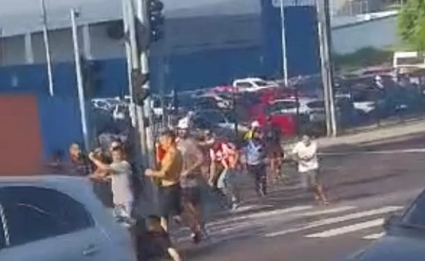 Vídeo: Partida do Campeonato Amazonense termina em pancadaria em Manaus