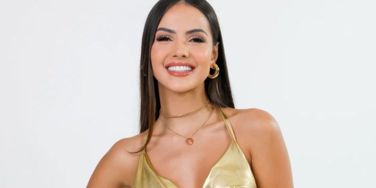 Influenciadora morre após ter quatro paradas respiratórias durante lipoaspiração