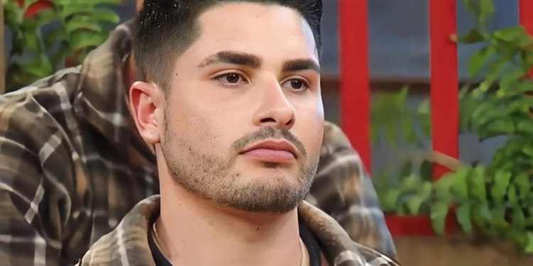 Lucas Souza, ex da Jojo, toca o sino e desiste da Fazenda