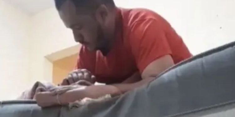 Cansada de sofrer, mulher grava agressões feitas pelo marido e publica na Web; CENAS FORTES