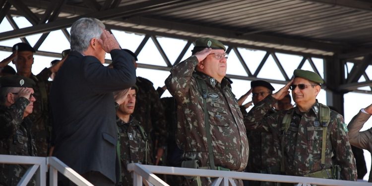 General Amin: “Ninguém duvide: aqui estão homens e mulheres capazes e determinados ao último sacrifício”