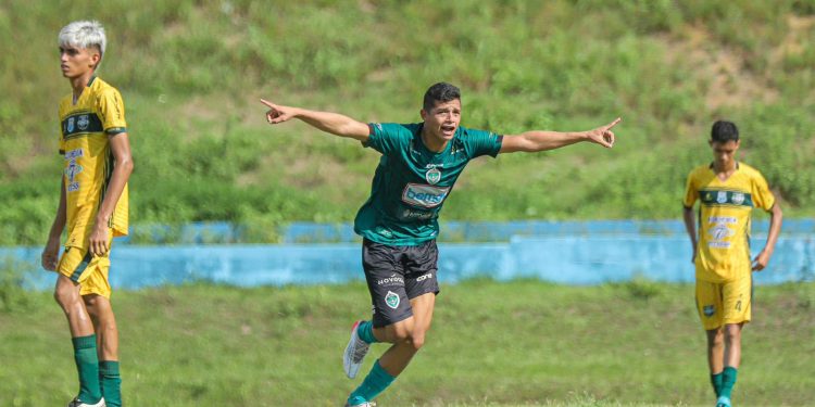 Manaus FC vence o Sete FC e assume liderança do grupo B do Amazonense Sub-18