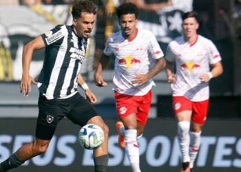Neste domingo (12), o Fogão vencia a "final" contra o Red Bull Bragantino até os 51 do 2º tempo, mas levou o empate por 2. Botafogo leva