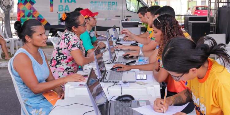 Prefeitura de Manaus promove ação itinerante em dois bairros da zona Leste neste sábado, 23/12