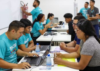 Prefeitura promove ação itinerante do ‘Sine nos Bairros’ em dois pontos estratégicos da zona Leste de Manaus