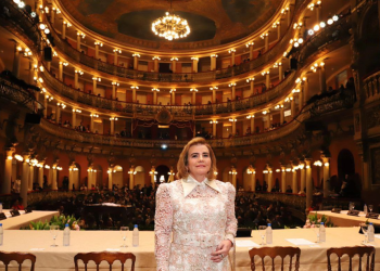 Posse no TCE: Dama de Ferro assume um TCE rachado e politizado