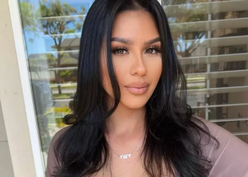 Uma influenciadora digital e empresária do Hawaii (EUA) foi morta a tiros na frente de sua filha. A principal suspeita é que. Ex-marido