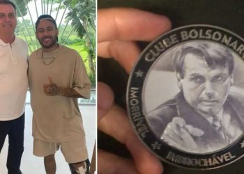 Neymar recebe medalha de ‘imbrochável’ de Jair Bolsonaro