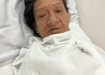 A mesma foi levada até a unidade pelo Samu e alega se chamar Maria Paes Leme