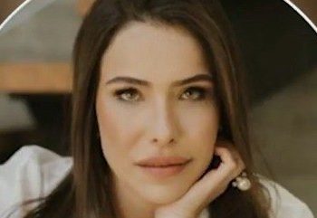 A mulher suspeita de ter envenenado um bolo de pote e entregue à ex-sogra e seu filho, em Goiânia (GO), foi presa. Suspeita de