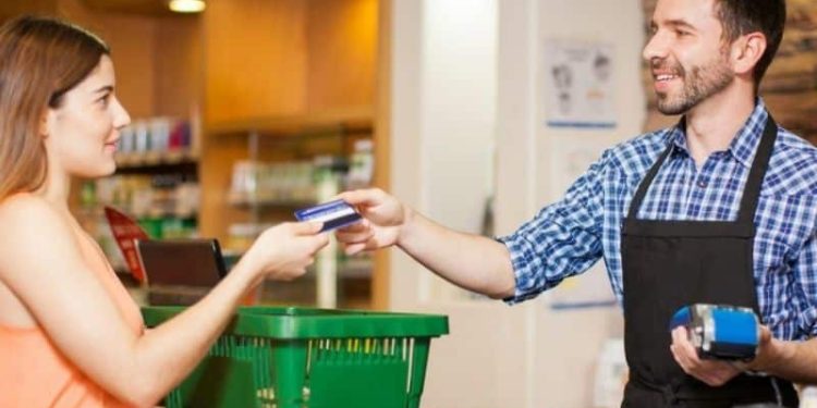 Pequenas empresas do setor de Serviços lideram a geração de empregos em 2023