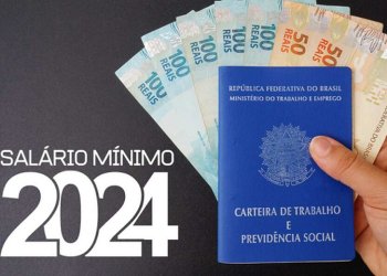 Nova legislação prevê que mínimo suba de acordo com a inflação e a alta do PIB. Reajuste de quase 7% já vale para salário e benefícios de janeiro, que serão pagos no início de fevereiro.