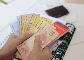 Segunda parcela do 13º salário deve injetar R$ 106 bi na economia