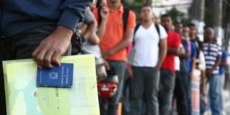 Empresas Brasileiras Planejam Contratações