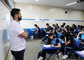 Rede estadual de ensino tem mais de 700 alunos aprovados no PSC 2024 da Ufam