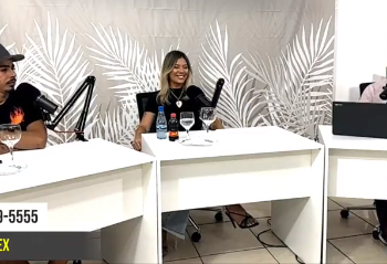 Will Robson e Bru Castro no Tudo Podcast.