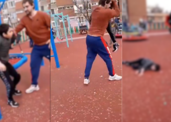 Um vídeo que circula nas redes sociais mostra um pai agredindo uma criança em um parquinho, que supostamente fazia. Pai agride