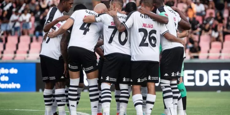 Vasco joga mal, perde para o Nova Iguaçu e deixa o G4 do Campeonato Carioca