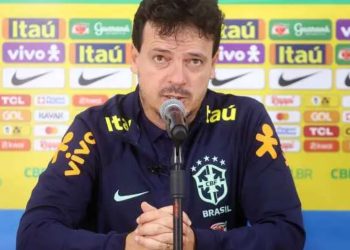 Fernando Diniz é demitido do comando técnico da Seleção Brasileira