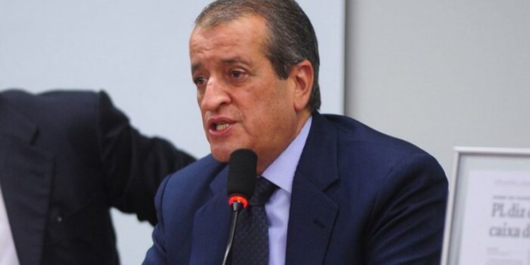 O ministro Alexandre de Moraes, do STF, mandou soltar o presidente do PL, Valdemar Costa Neto. Moraes manda