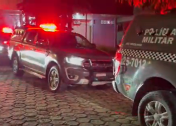 Policiais militares presos por desviar drogas deixam IML