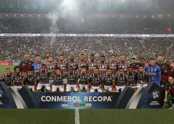 Fluminense 'dá o troco' na LDU e conquista o título inédito da Recopa
