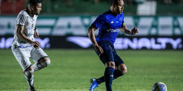 Cruzeiro leva gols e está eliminado da Copa do Brasil