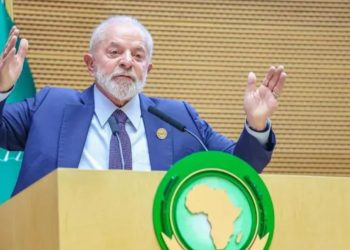 Lula cria crise diplomática ao comparar guerra na Faixa de Gaza com o Holocausto Nazista