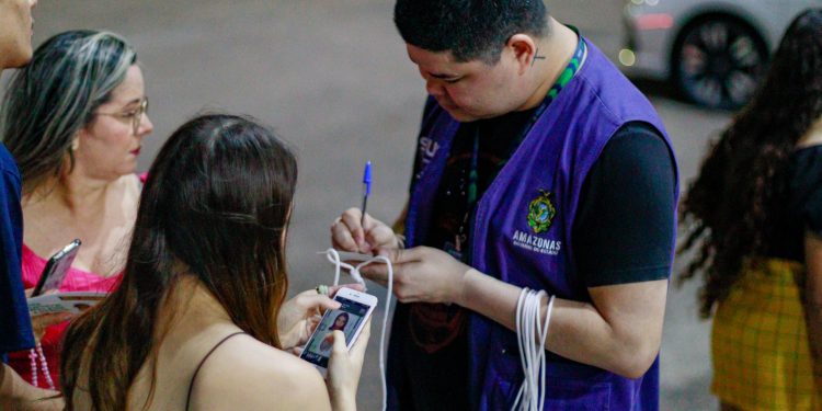 Crianças menores de 12 anos não poderão assistir às apresentações do Carnaboi