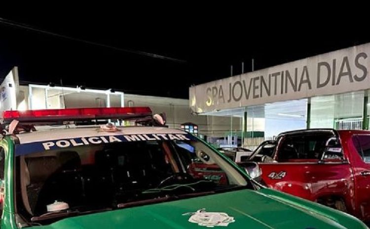 Mulher é baleada no pescoço pelo marido no bairro Compensa