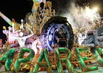 Aparecida é tricampeã do Carnaval de Manaus