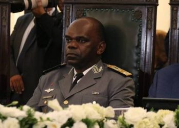 Raridade no Exército, general negro assume comando de região militar