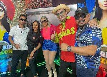 Sextoou com a Banda ZS4 no Menino do Interior