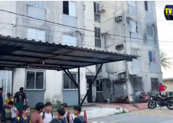 AGORA – IML e Perícia chegam em cena de crime no Manauara 1