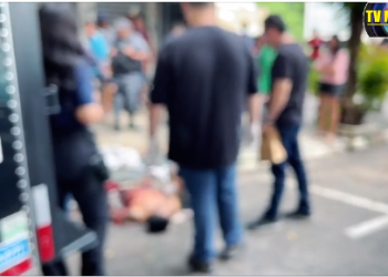 URGENTE: Acompanhe a remoção do corpo de homicídio no Centro de Manaus