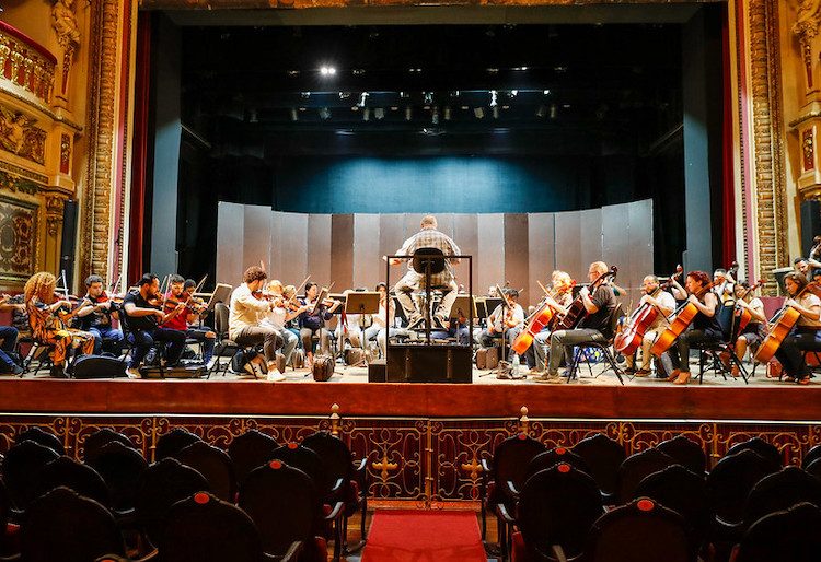 Ópera cancelada