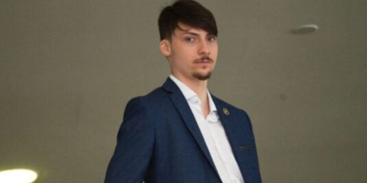 Jair Renan Bolsonaro vira réu por lavagem de dinheiro e falsificação de documentos