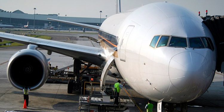 Comissão pode votar projeto que proíbe taxa extra para marcar assento de voo