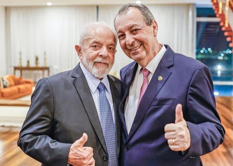Faz muito tempo que poucos senadores amazonenses tiveram tanto destaque e permaneceram em evidência como. BR