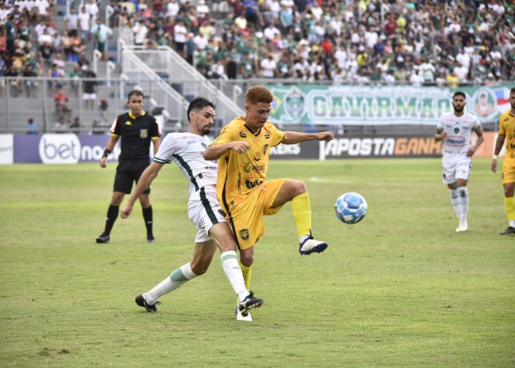 Estádios Carlos Zamith e Ismael Benigno recebem jogos do Barezão 2024 neste fim de semana